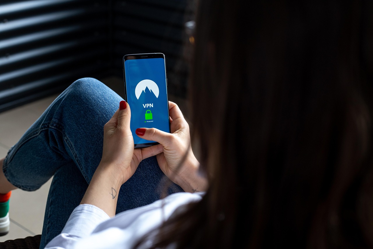 CC在线压力测试|多米贷app详情下载教程